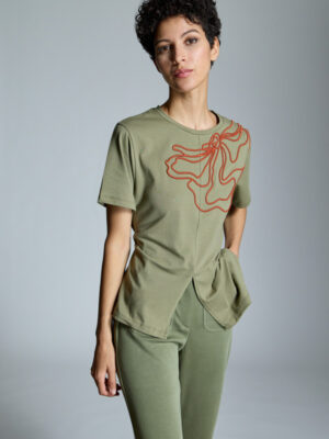 camiseta-alba-conde-1805-216-36-banes-moda-tienda-de-ropa-zapateria-bolsos-y-complementos-ramallosa-nigran-(1)