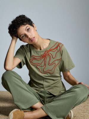 camiseta-alba-conde-1805-216-36-banes-moda-tienda-de-ropa-zapateria-bolsos-y-complementos-ramallosa-nigran-(2)
