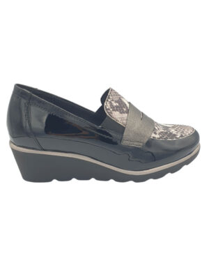 dchicas-3755-mocasin-blanconegro-banes-moda-tienda-de-ropa-zapateria-bolsos-y-complementos-ramallosa-nigran-(1)