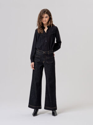 pantalones-jeans-con-bolsillos-delanteros-negro-surkana-556baje52300-banes-moda-tienda-de-ropa-zapateria-bolsos-y-complementos-ramallosa-nigran-(2)