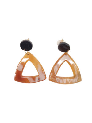 pendientes-ambar-banes-triamb-banes-moda-tienda-de-ropa-zapateria-bolsos-y-complementos-ramallosa-nigran