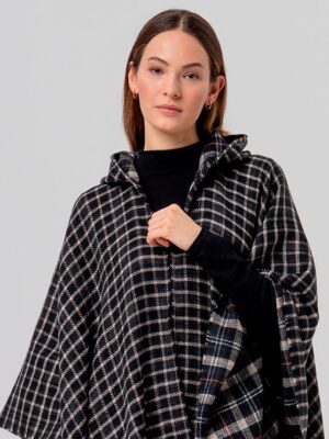 poncho-de-cuadros-negro-surkana-36poca82100-banes-moda-tienda-de-ropa-zapateria-bolsos-y-complementos-ramallosa-nigran-(2)