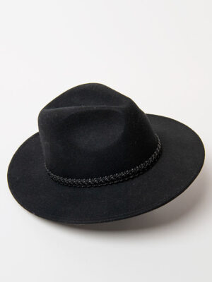 sombrero-fedora-negro-surkana-36haba52100-banes-moda-tienda-de-ropa-zapateria-bolsos-y-complementos-ramallosa-nigran-(1)